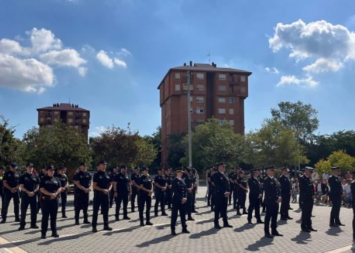 Policia25