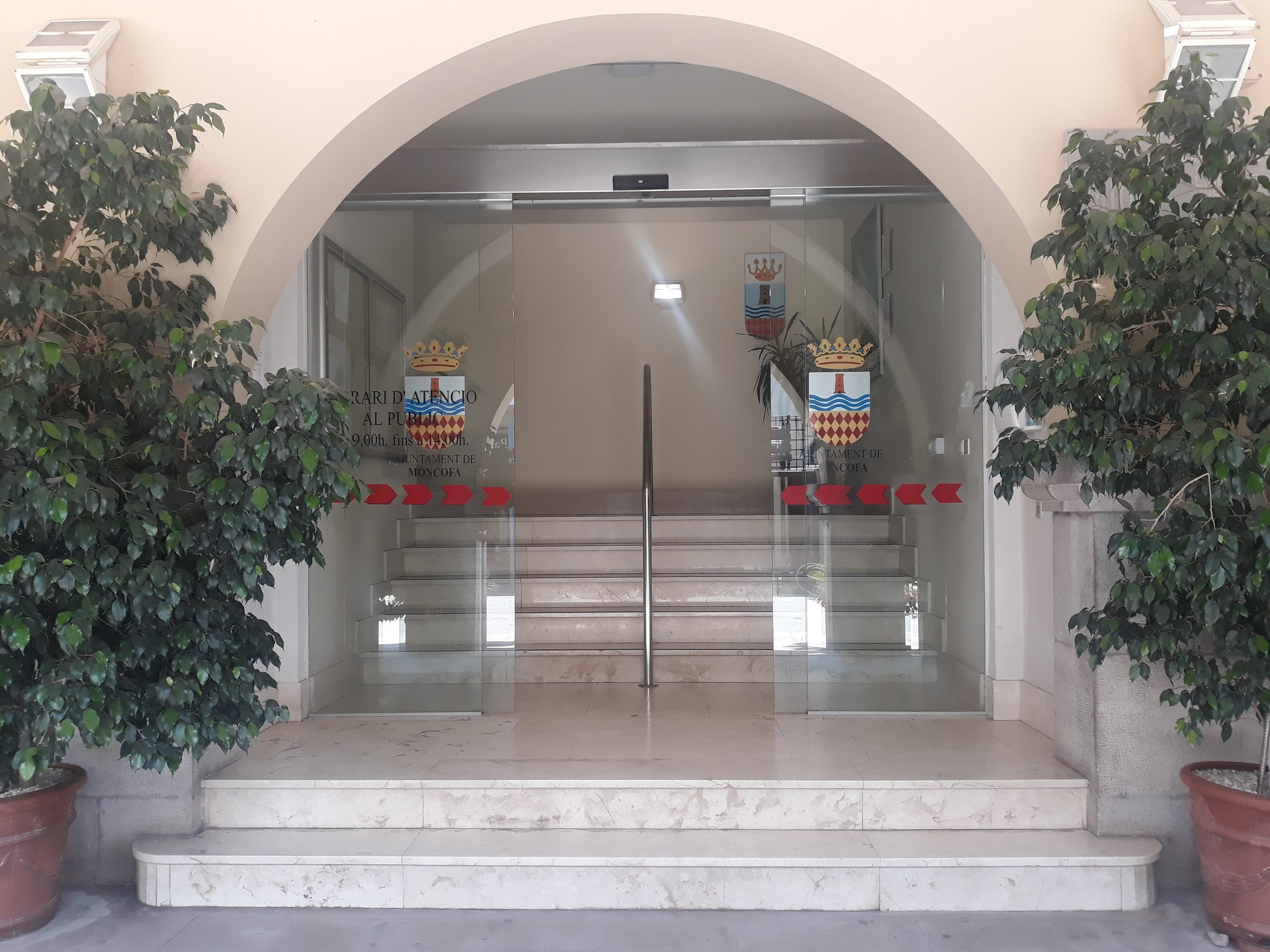 Porta aj arbres horit