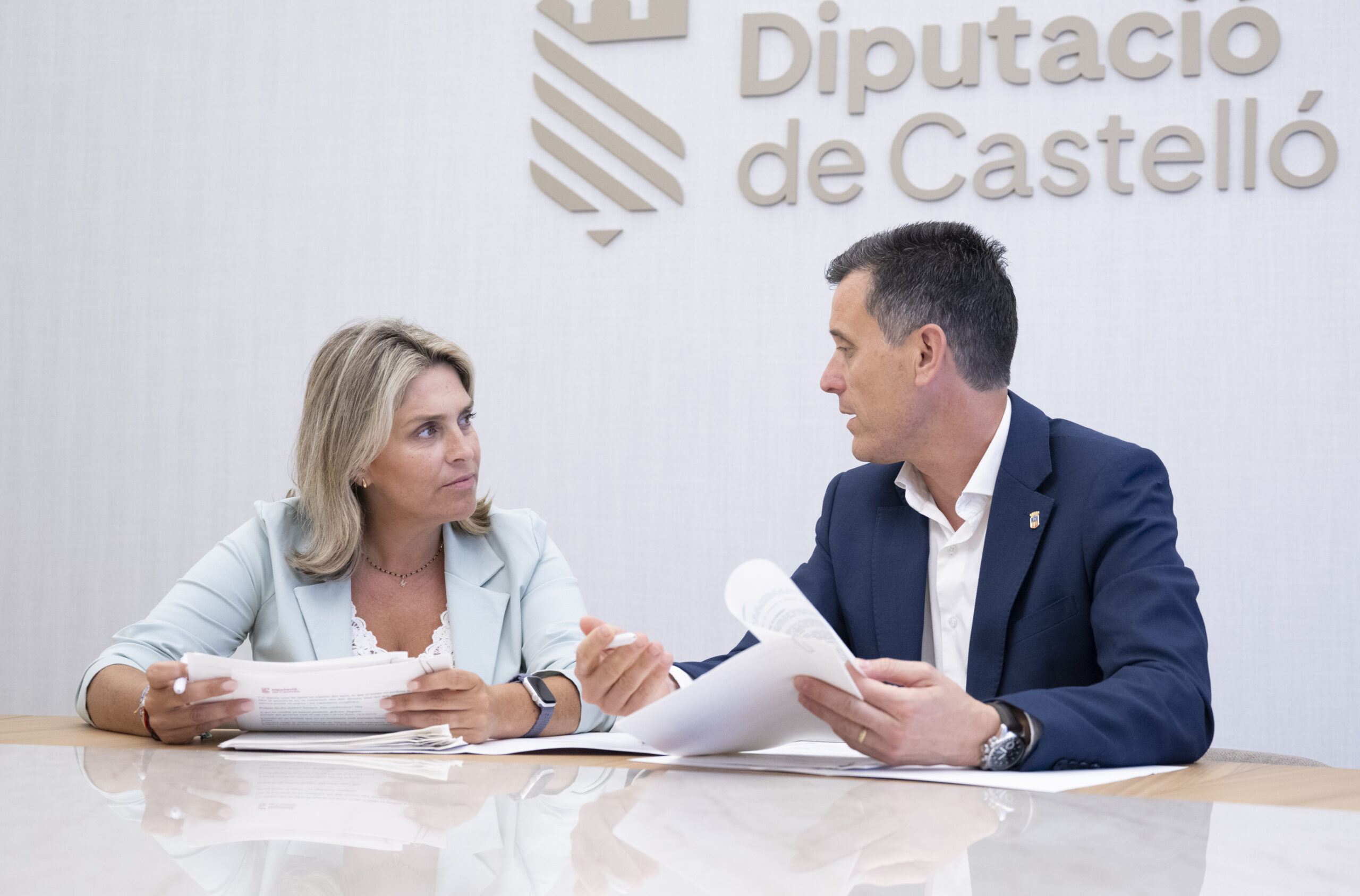Presidenta Marta Barrachina y diputado Alejandro Clausell scaled